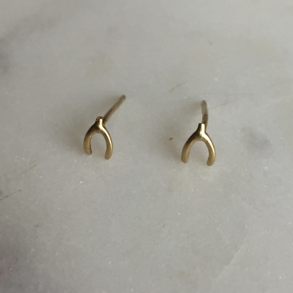 Wishbone Stud Earrings